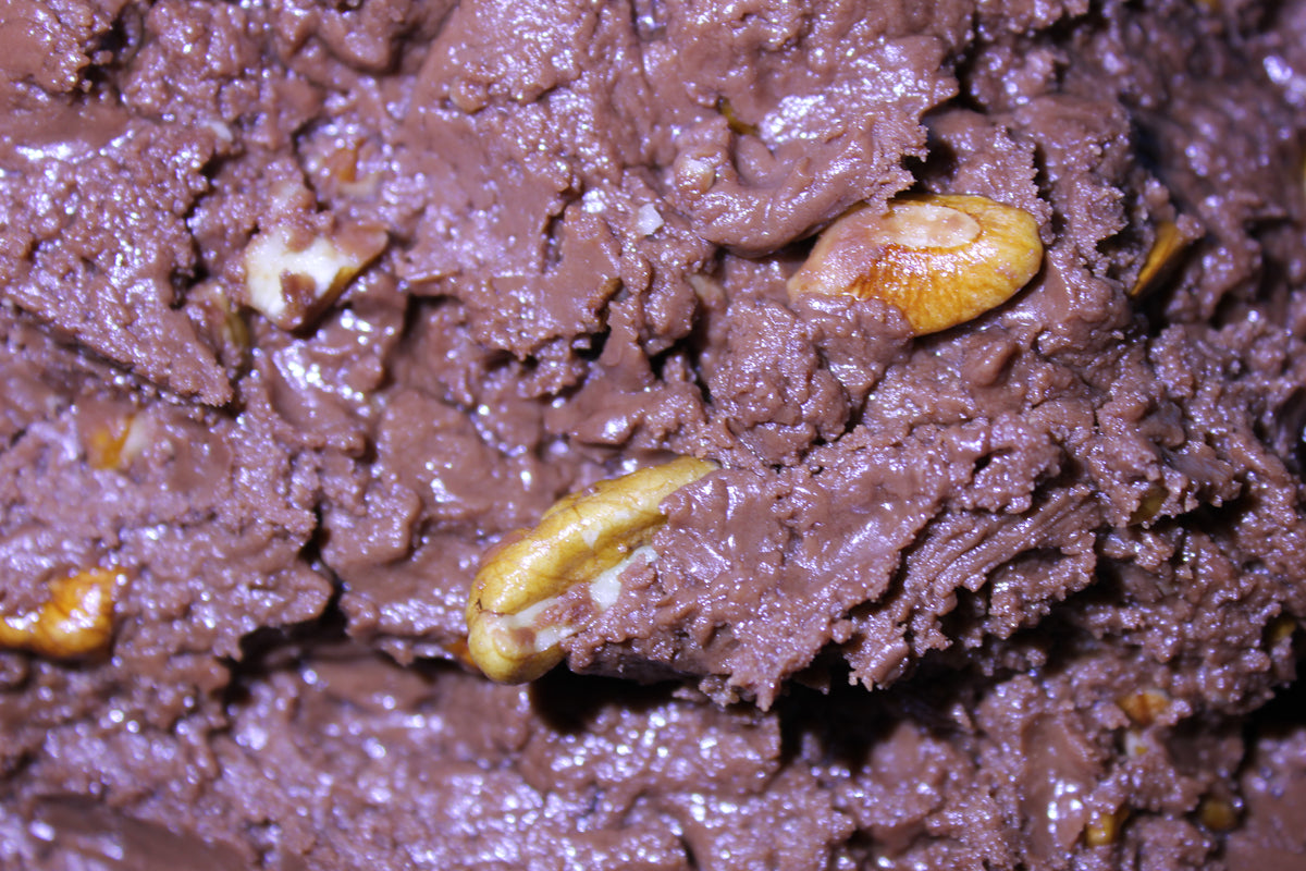 Milk Chocolate Pecan fudge - 1/2 lb