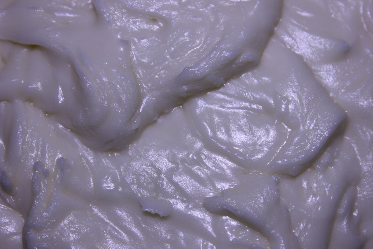 White Chocolate Bourbon No Nut fudge product image